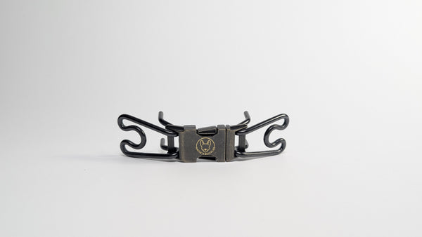 Antique Brass Boss Buckle attached to two 4.0mm black stainless steel prong links